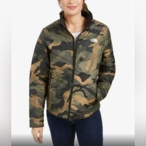 New WO Tags! The North Face Tamburello Jacket- Small